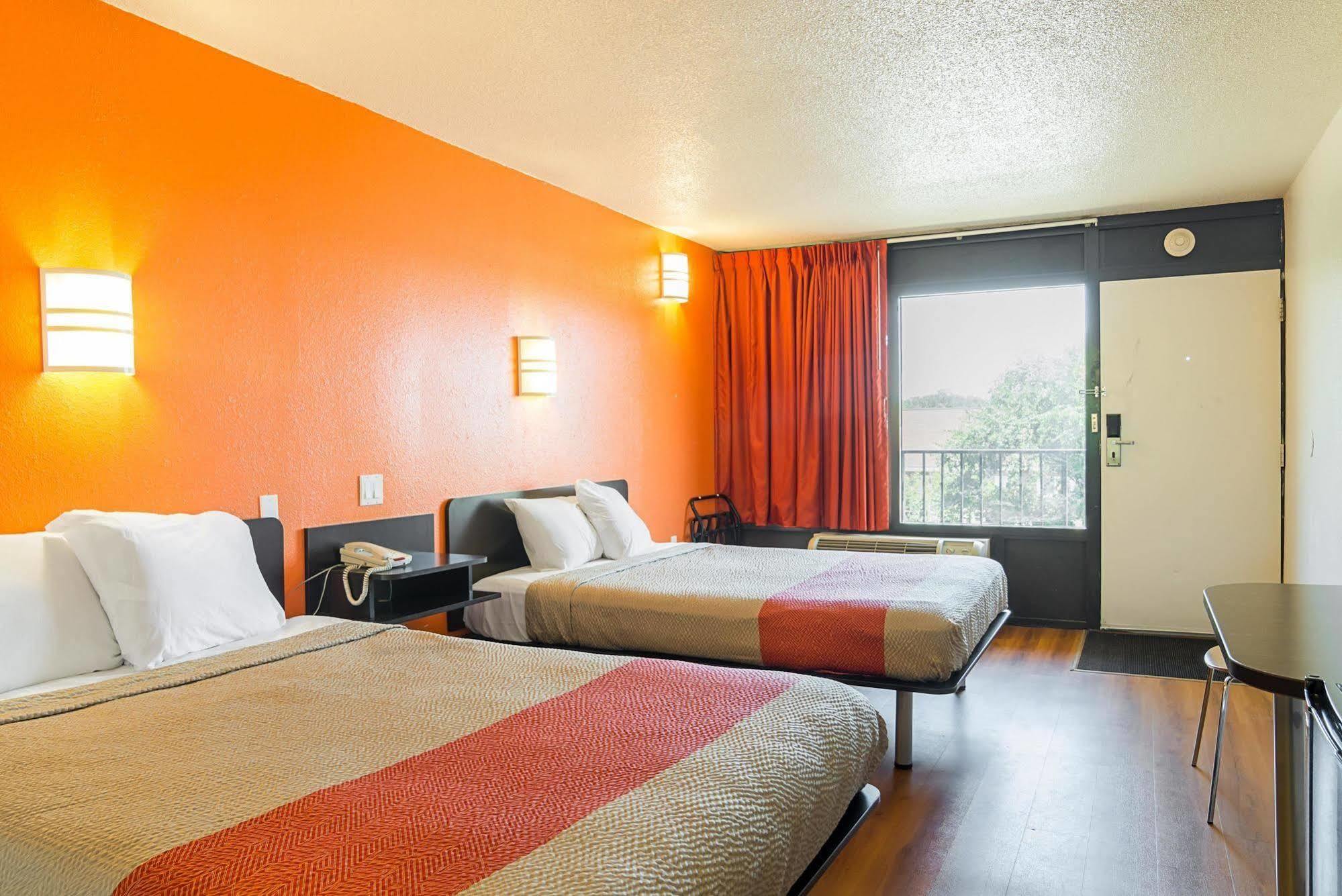 Motel 6-Little Rock, Ar - West Buitenkant foto