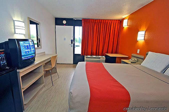 Motel 6-Little Rock, Ar - West Buitenkant foto